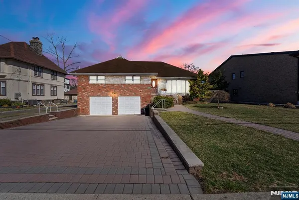 $1,747,000 | 1070 Cumbermeade Road, Fort Lee, NJ 07024