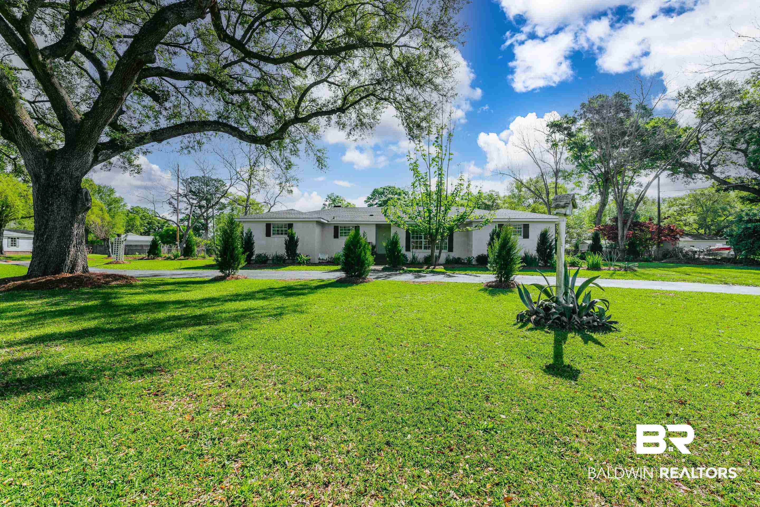 5529 McDonald Road Theodore, AL 36582 - Photo 3 of 46