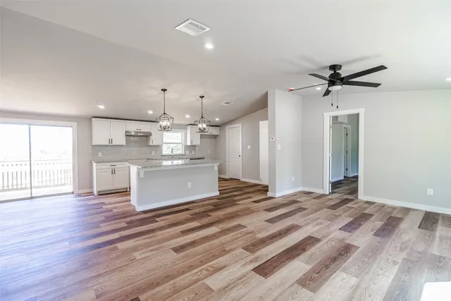 $379,000 | 264 Flaming Oak Drive, Unit A & B, Bastrop, TX 78602