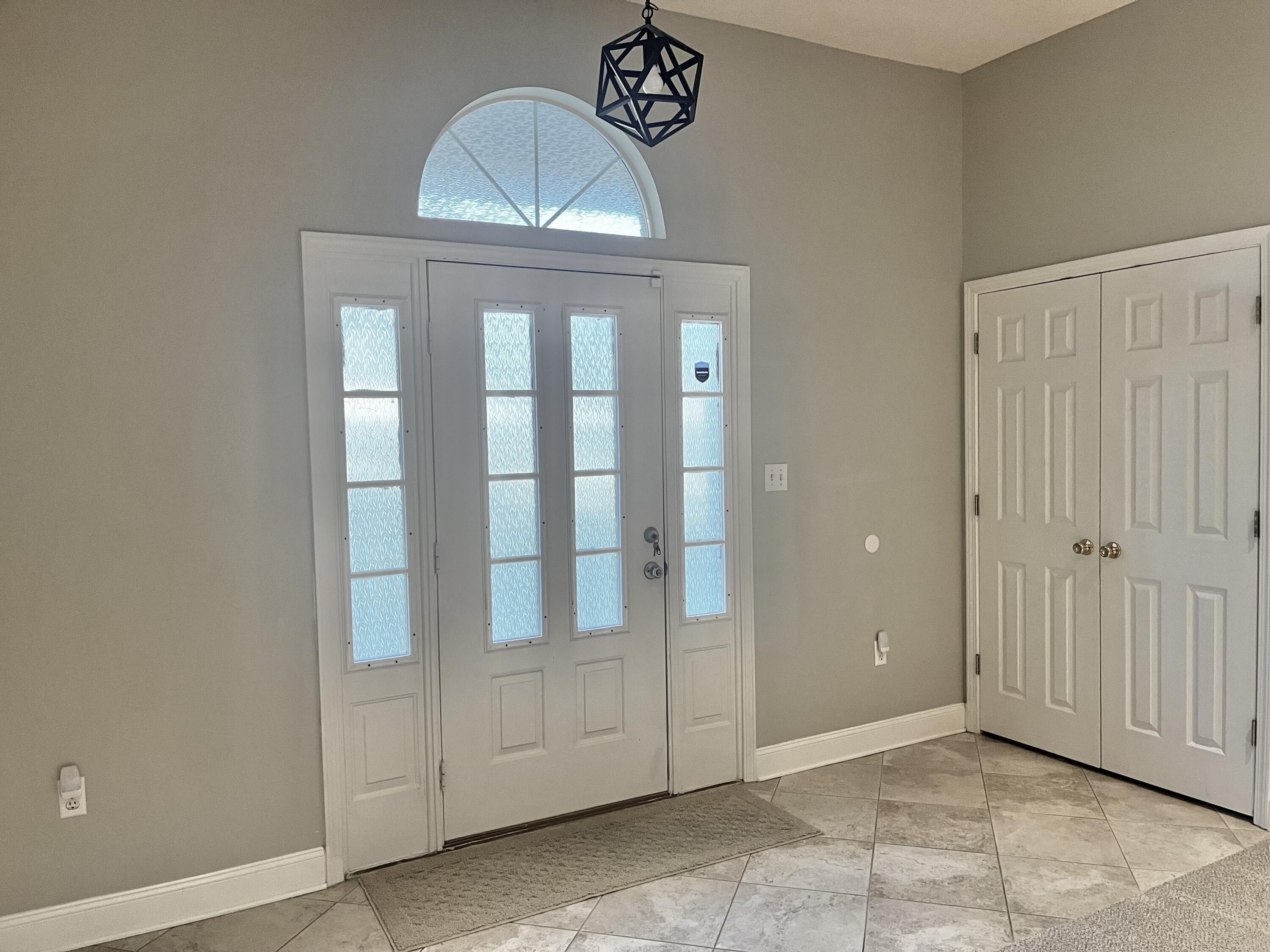 449 Ruckel Drive Niceville, FL 32578 - Photo 4 of 38 IMG_6380 (1)