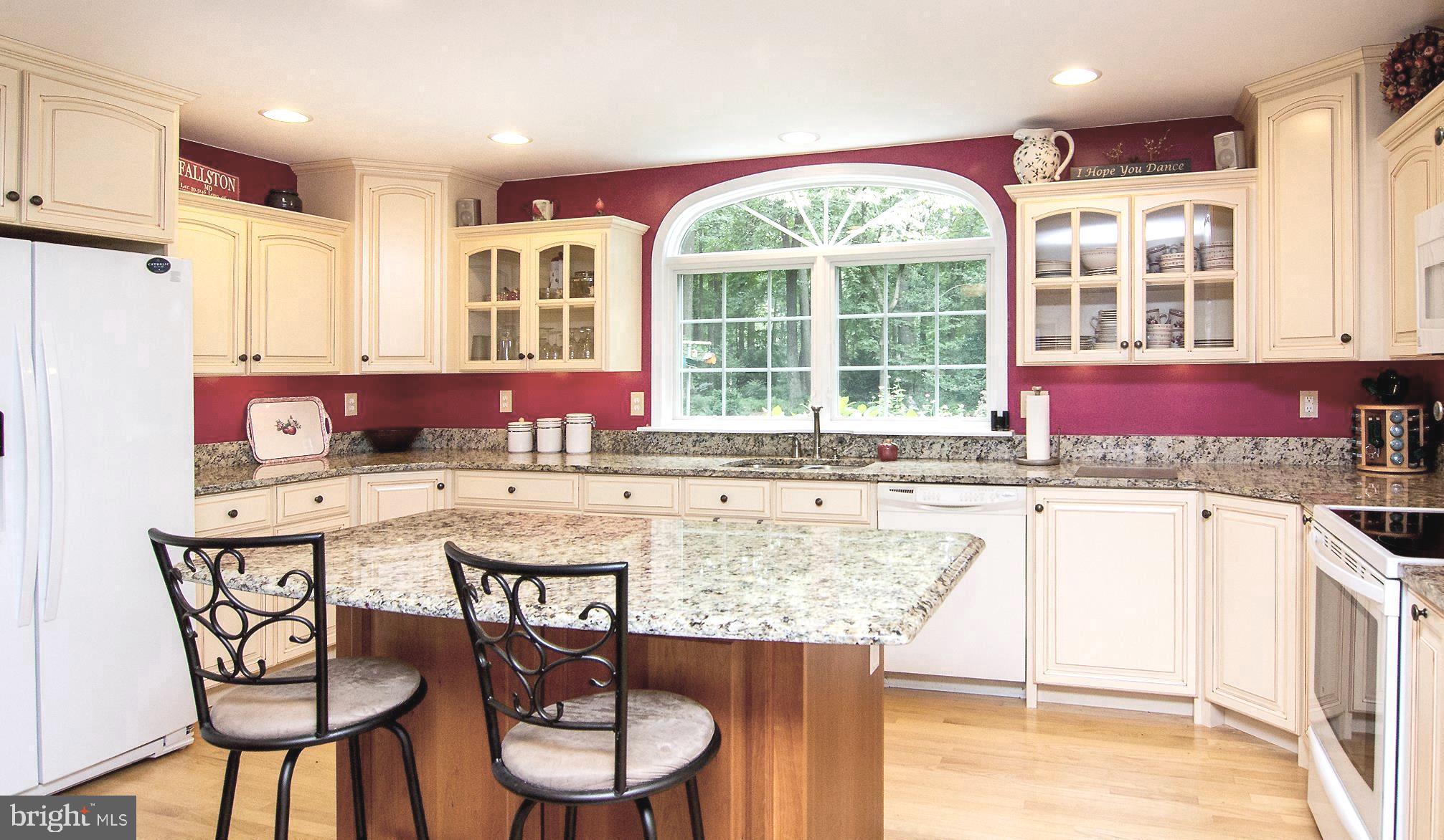 1700 Parkvue Road Fallston, MD 21047 - Photo 7 of 64 Palladium Windows