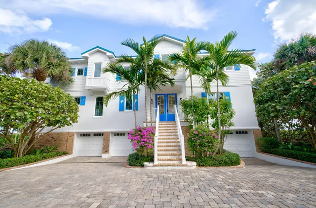 $8,600,000 | 113 North Beach Road, Jupiter Island, FL 33455