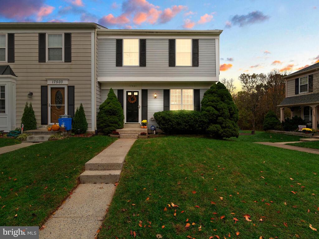 17501 Longview Lane Olney, MD 20832 - Photo 2 of 39 Such a cozy place to call your home