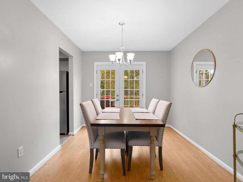 17501 Longview Lane Olney, MD 20832 - Photo 11 of 39 Dining Room View