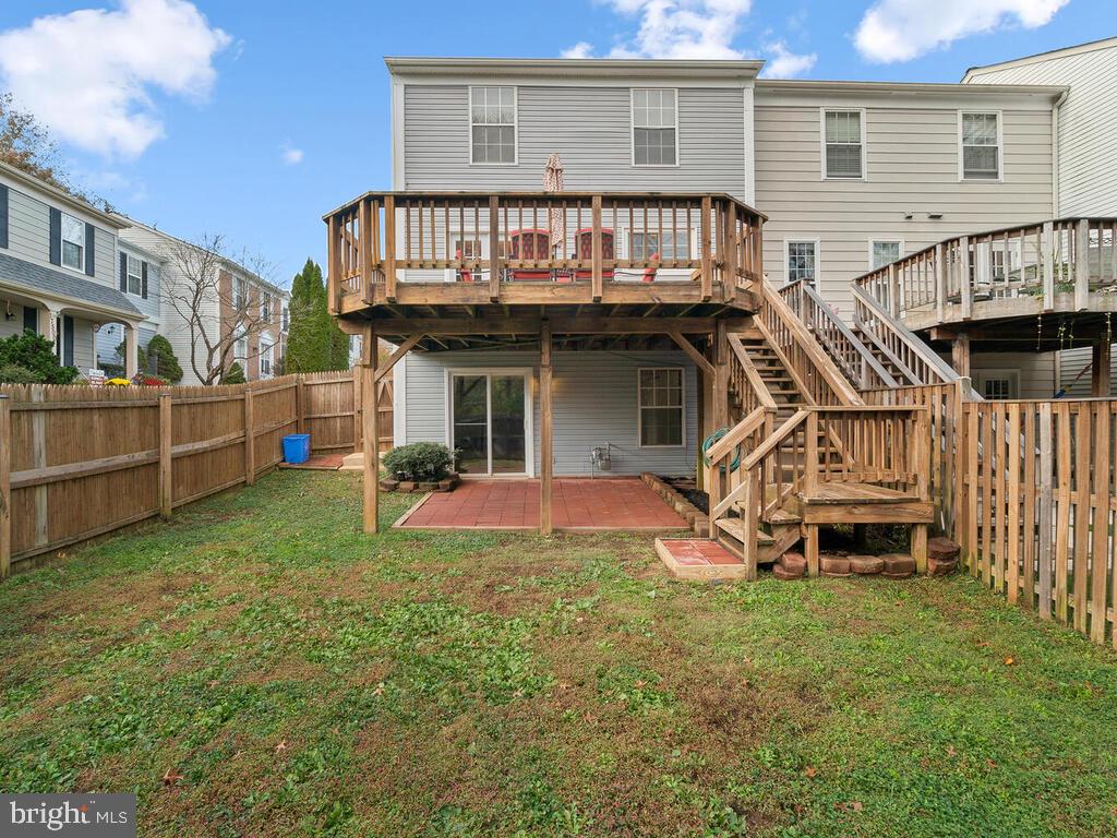17501 Longview Lane Olney, MD 20832 - Photo 35 of 39 Room to spread out or maybe a garden?