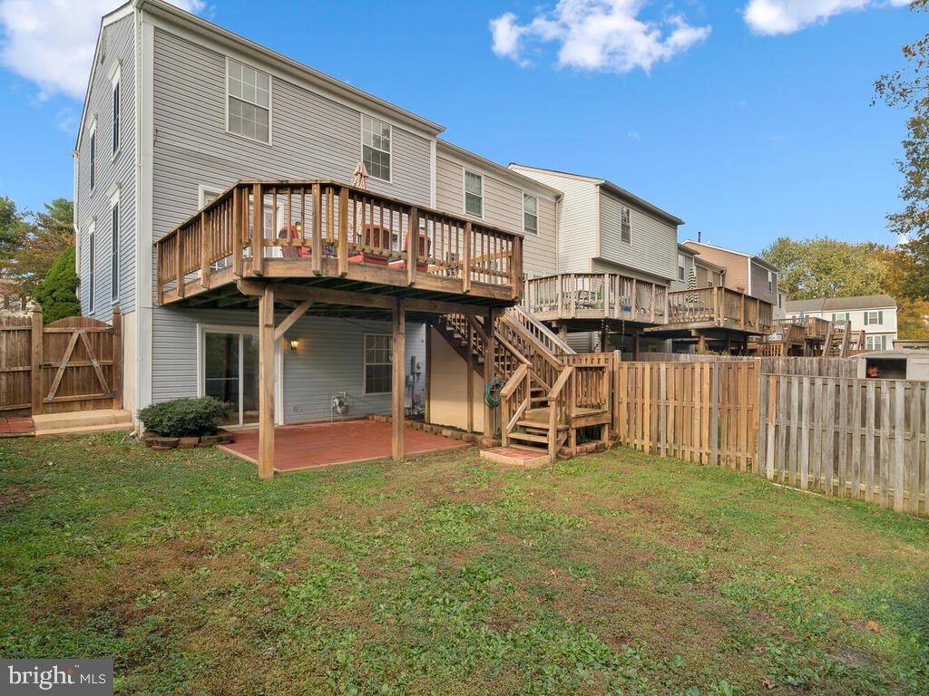 17501 Longview Lane Olney, MD 20832 - Photo 36 of 39 Private Yard