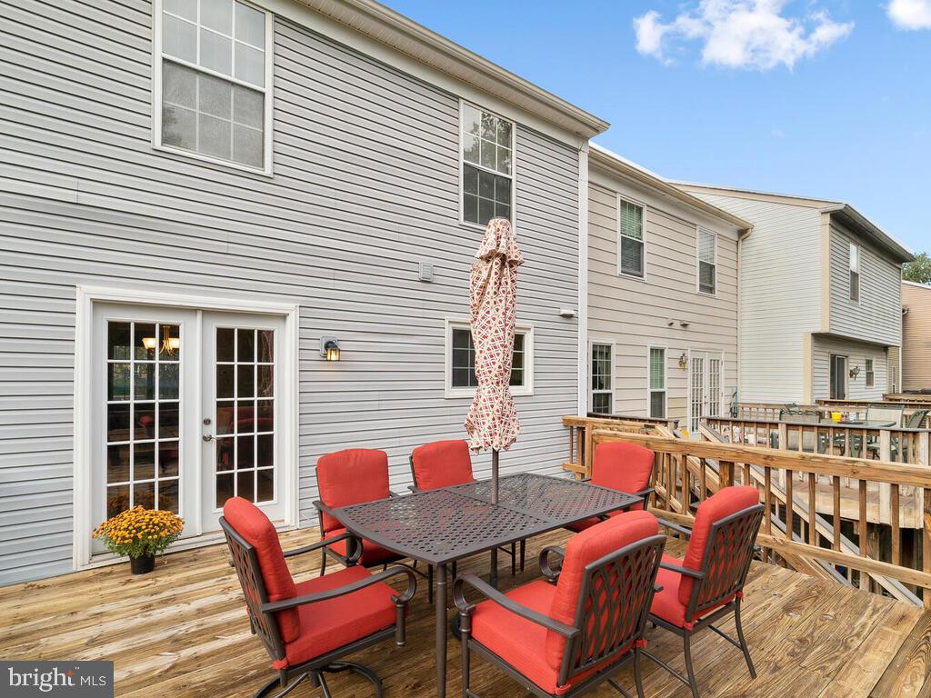 17501 Longview Lane Olney, MD 20832 - Photo 38 of 39 Outdoor gatherings are encouraged