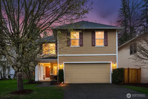 $1,233,000 | 2016 250th Place Southeast, Sammamish, WA 98075