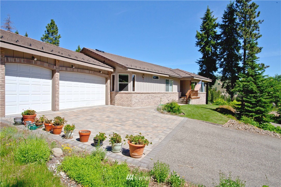 6408 Forest Ridge Drive Wenatchee, WA 98801 - Photo 1 of 25 Gallery Image 1