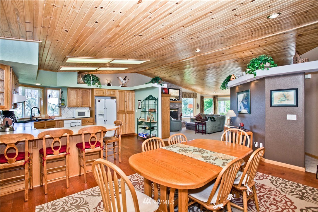 6408 Forest Ridge Drive Wenatchee, WA 98801 - Photo 6 of 25 Gallery Image 6
