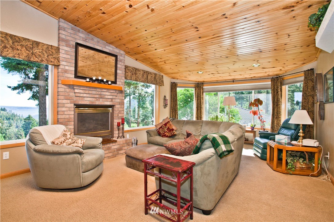 6408 Forest Ridge Drive Wenatchee, WA 98801 - Photo 8 of 25 Gallery Image 8