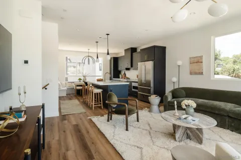 $1,262,985 | 3858 North Emery Way, Los Angeles, CA 90065