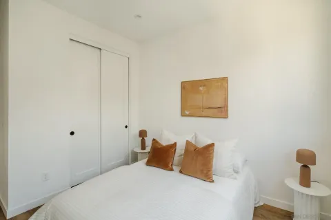 $1,262,985 | 3858 North Emery Way, Los Angeles, CA 90065