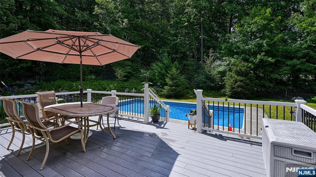 460 Laurel Lane Butler, NJ 07405 - Photo 30 of 32