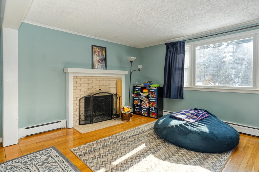 114 Salem Road Tewksbury, MA 01876 - Photo 6 of 28
