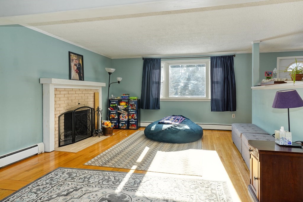 114 Salem Road Tewksbury, MA 01876 - Photo 7 of 28
