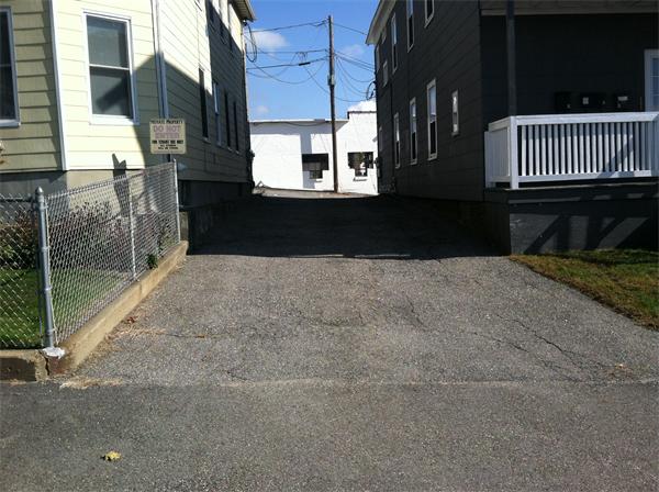 4 Prentice Street Worcester, MA 01604 - Photo 3 of 30 Gallery Image 3