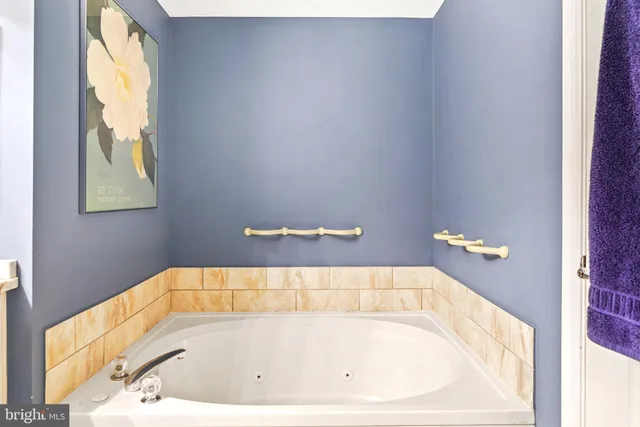 $365,000 | 14801 Pennfield Circle, Unit 302, Silver Spring, MD 20906