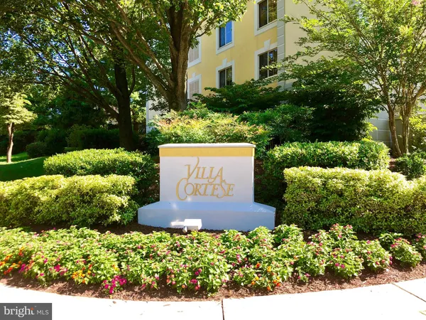 $365,000 | 14801 Pennfield Circle, Unit 302, Silver Spring, MD 20906