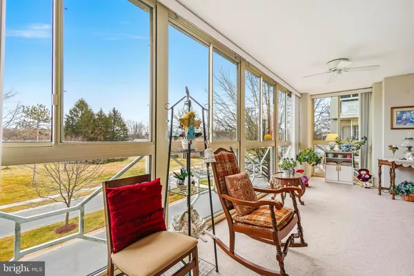 $365,000 | 14801 Pennfield Circle, Unit 302, Silver Spring, MD 20906