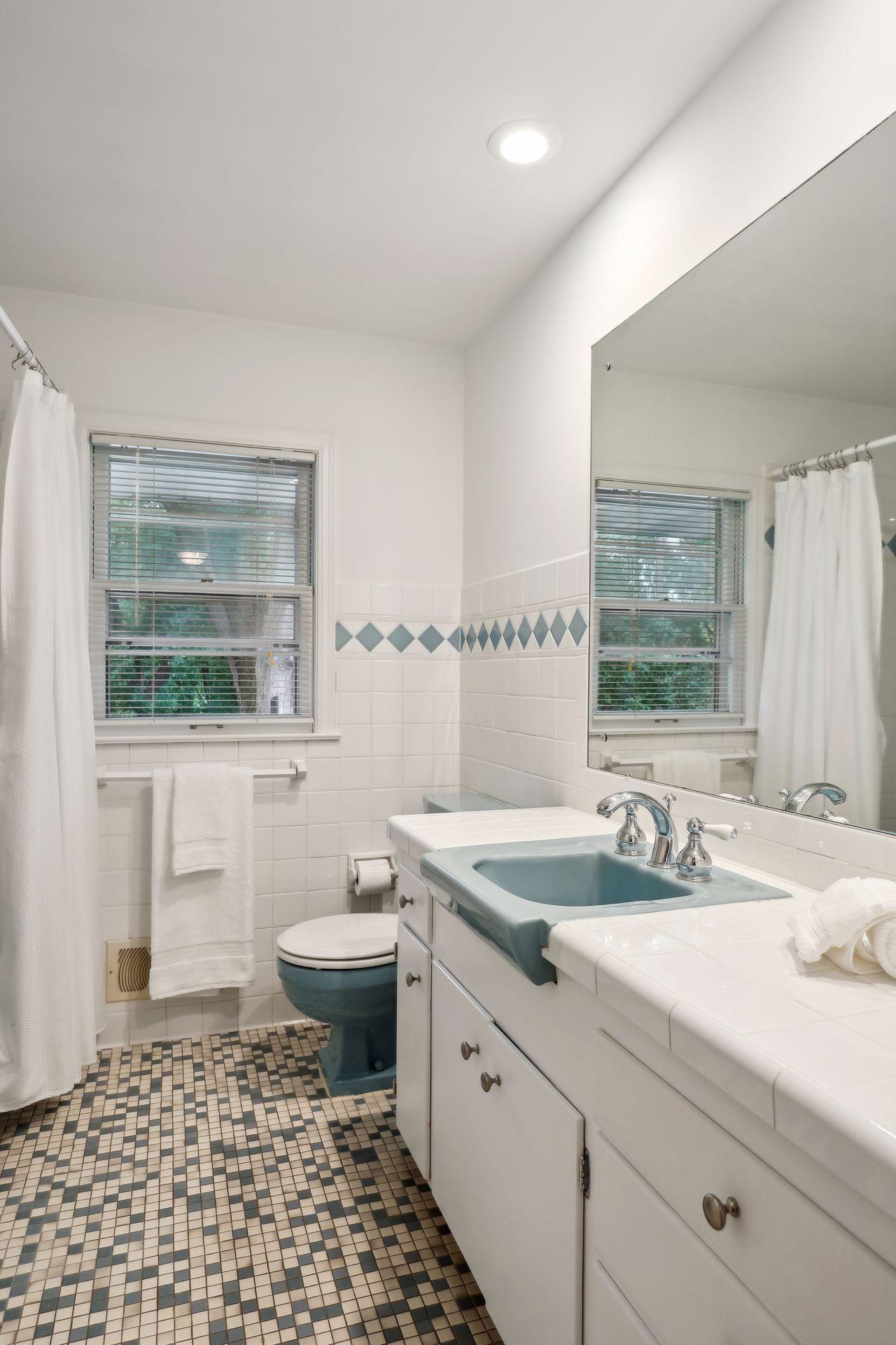 4200 Philbrook Lane Edina, MN 55424 - Photo 21 of 52