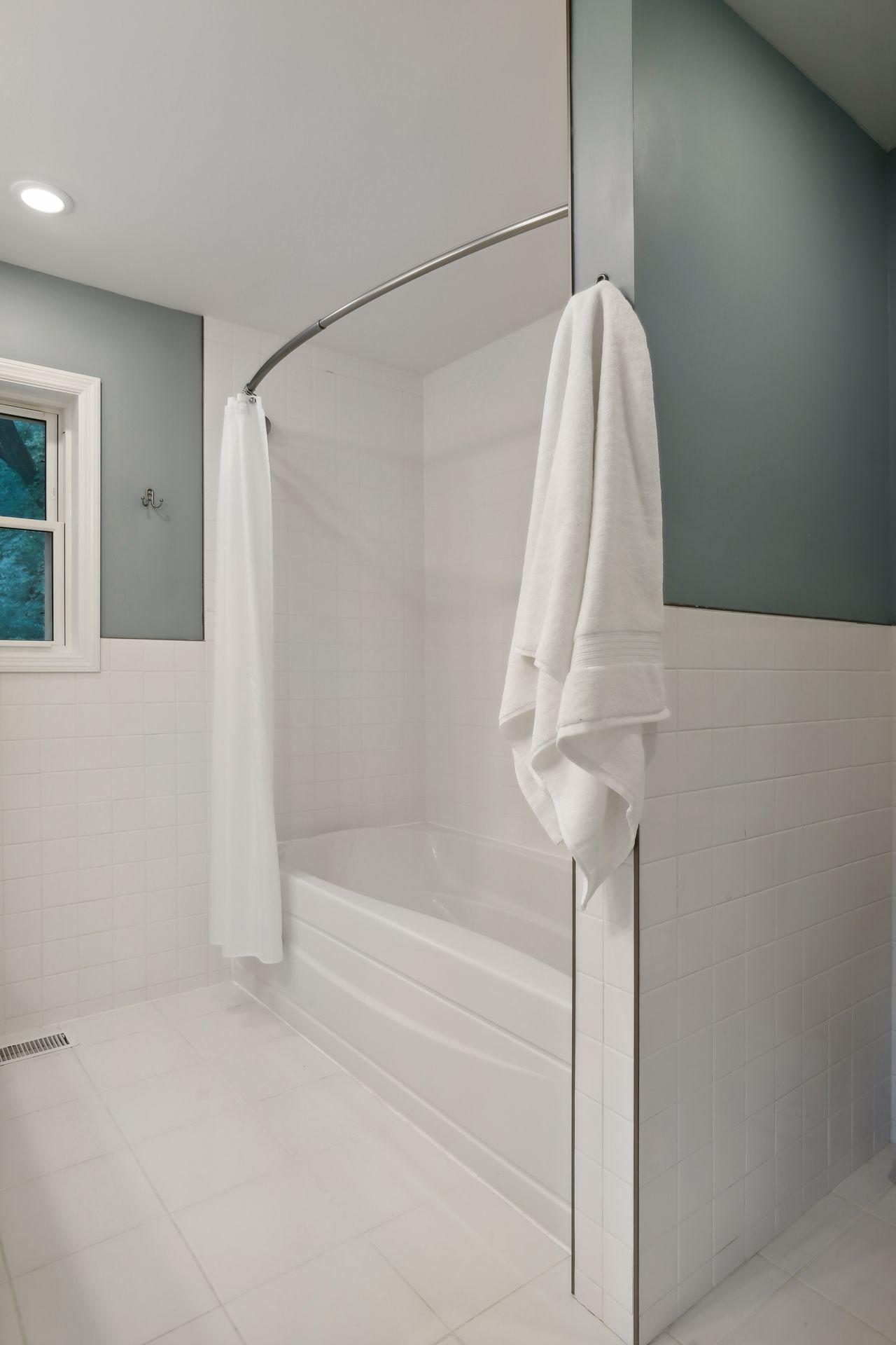 4200 Philbrook Lane Edina, MN 55424 - Photo 30 of 52