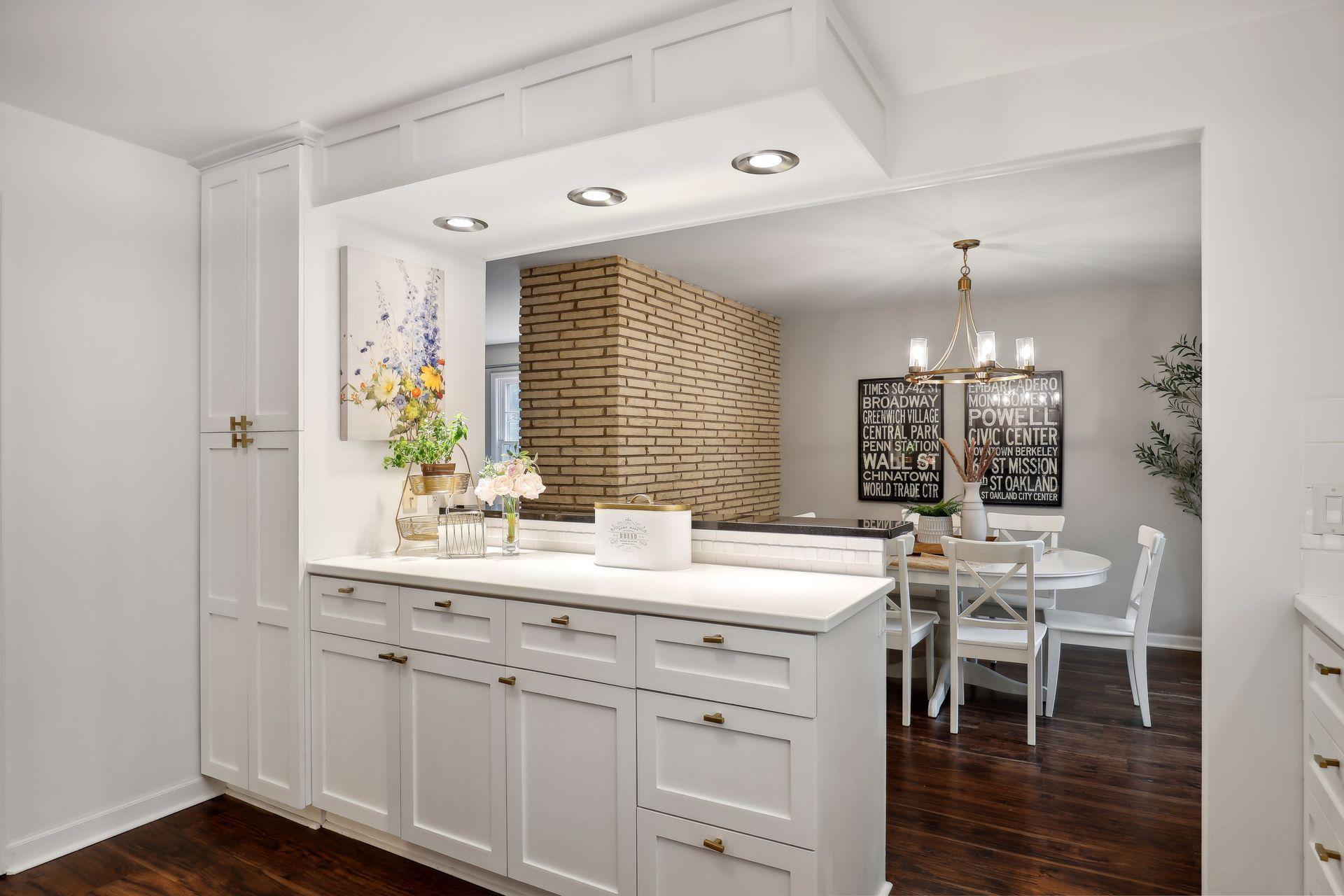 4200 Philbrook Lane Edina, MN 55424 - Photo 10 of 52