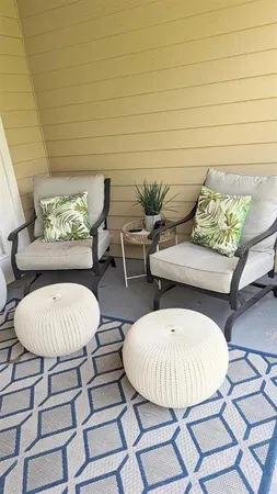 $1,900 | 12628 Northwest 11th Place, Newberry, FL 32669