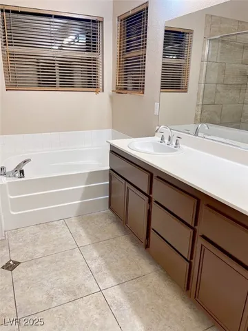 $1,999 | 7640 Sierra Paseo Lane, Las Vegas, NV 89128