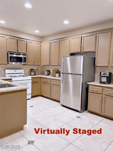 $1,999 | 7640 Sierra Paseo Lane, Las Vegas, NV 89128