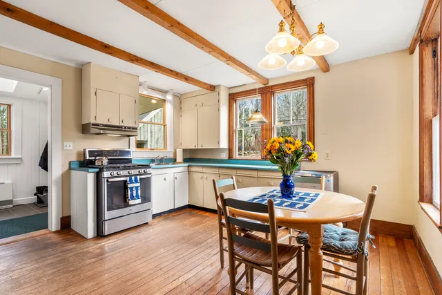 $595,000 | 461 Hendricks Hill Road, Southport, ME 04576