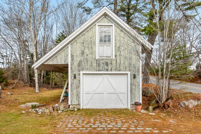 $595,000 | 461 Hendricks Hill Road, Southport, ME 04576
