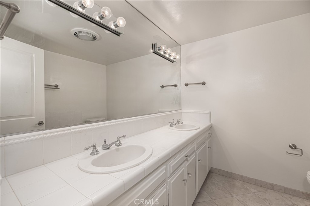 8 Via Subida Rancho Palos Verdes, CA 90275 - Photo 21 of 40