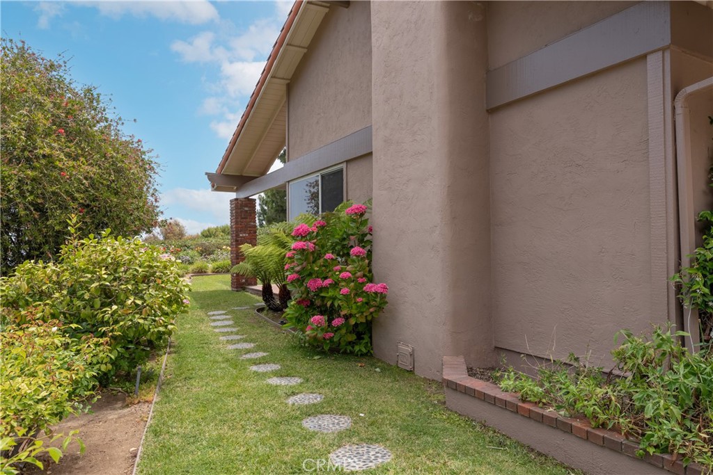 8 Via Subida Rancho Palos Verdes, CA 90275 - Photo 29 of 40