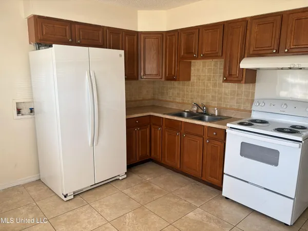 $1,000 | 3017 Bemis Avenue, Gautier, MS 39553