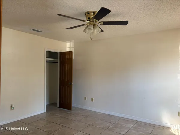 $1,000 | 3017 Bemis Avenue, Gautier, MS 39553