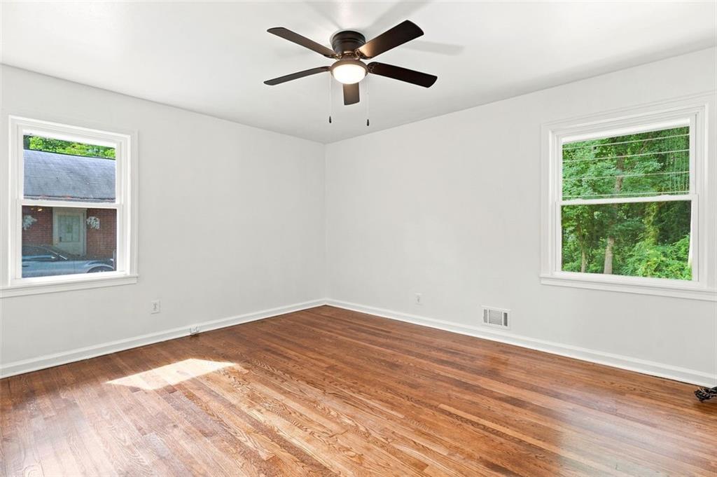 1445 Varner Road Marietta, GA 30062 - Photo 12 of 30 Gallery Image 12