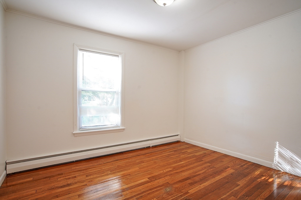 72 Walnut Street, Unit 1L Chicopee, MA 01020 - Photo 13 of 17