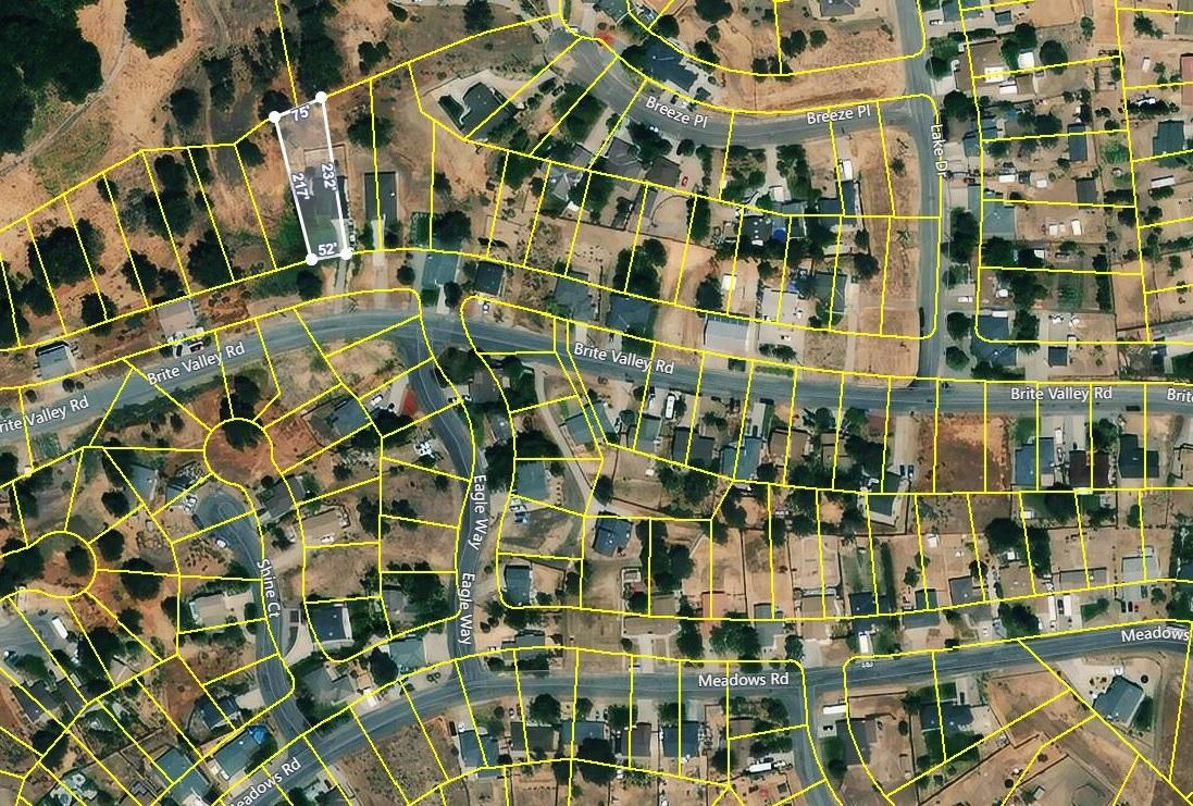 19901 Brite Valley Road Tehachapi, CA 93561 - Photo 3 of 4 view of a building