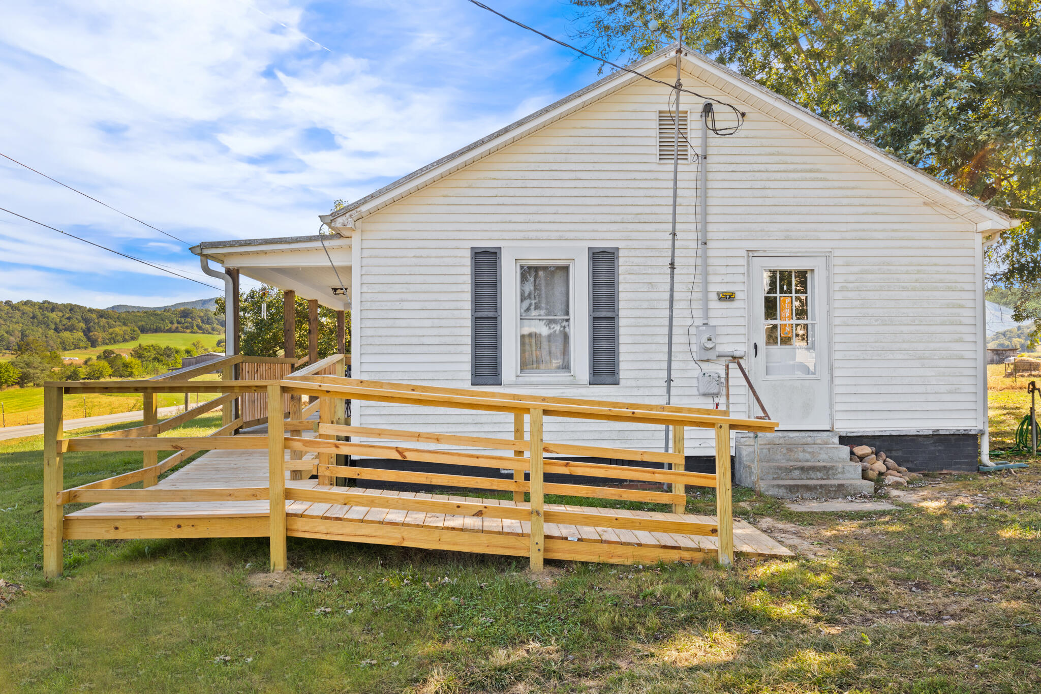 1550 Nolichuckey Road Greeneville, TN 37743 - Photo 4 of 22 21