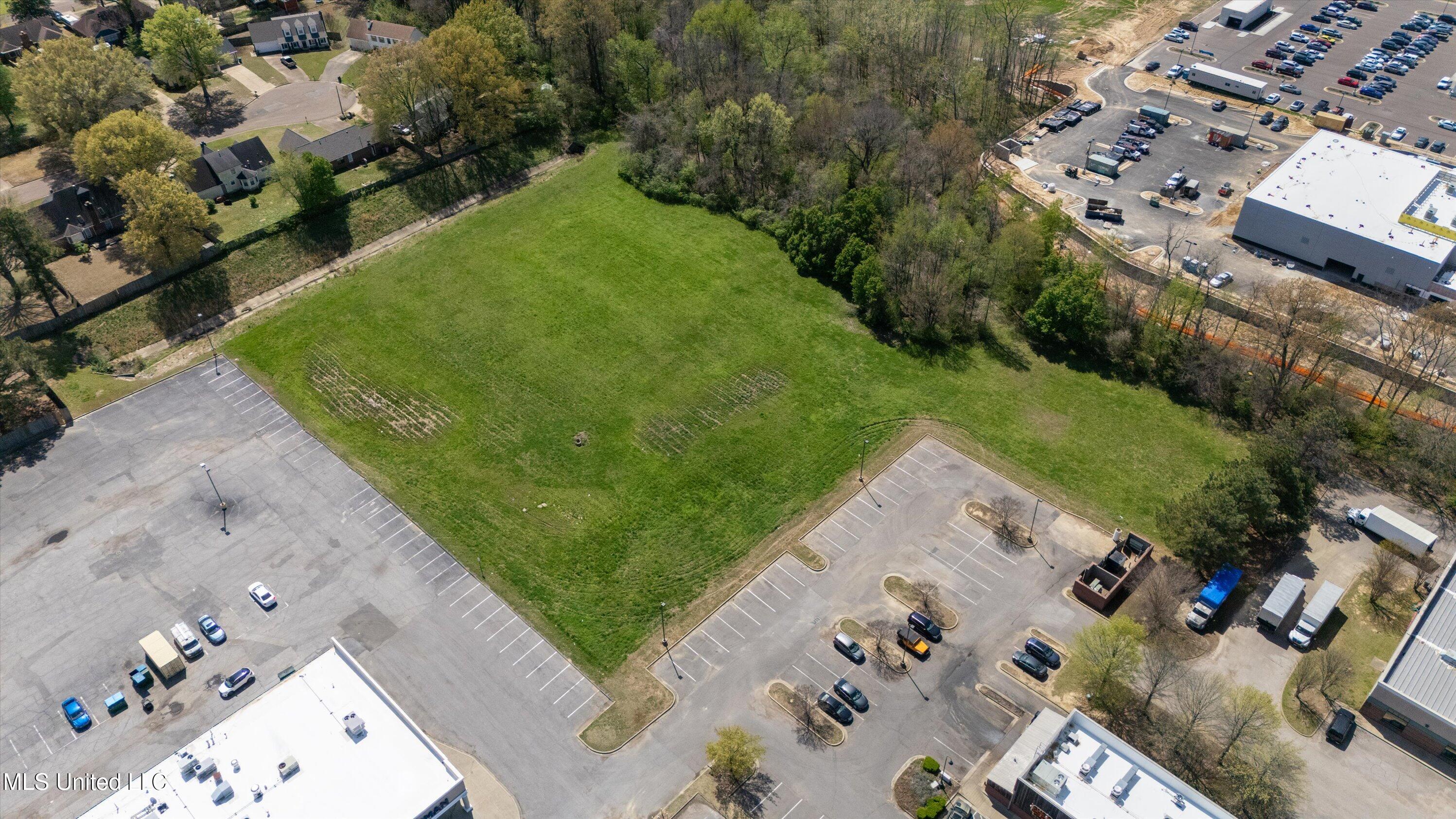 38 Goodman Road East Southaven, MS 38671 - Photo 4 of 15 Aerial - HIGH - NE Looking SW