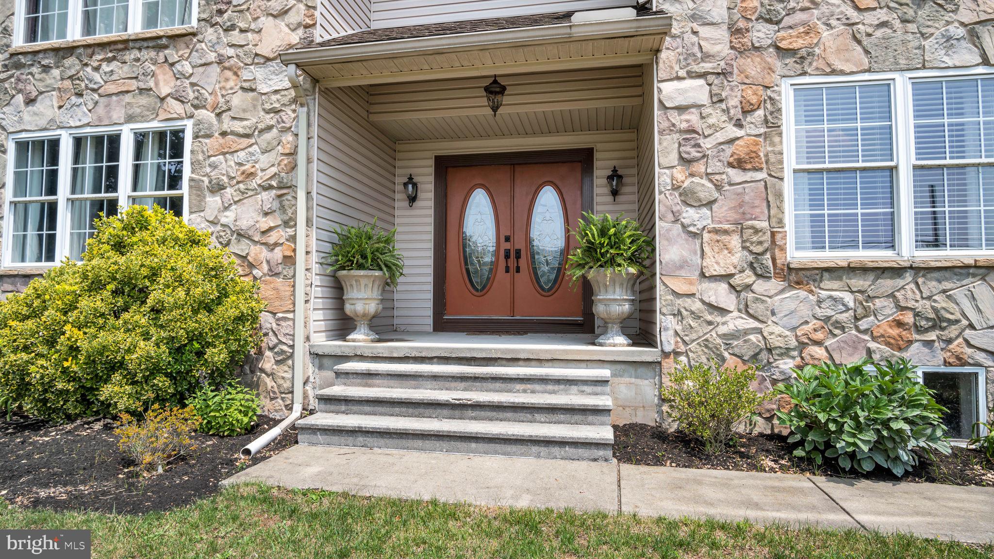 2295 Sand Hill Road Hershey, PA 17033 - Photo 4 of 45 Gallery Image 4