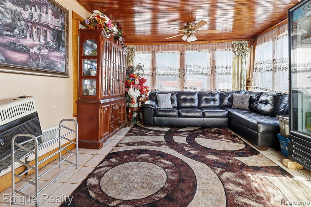 5834 Wayne Road Romulus, MI 48174 - Photo 2 of 15