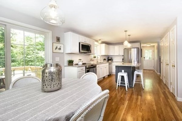 4 John's Lane Bourne, MA 02561 - Photo 6 of 12