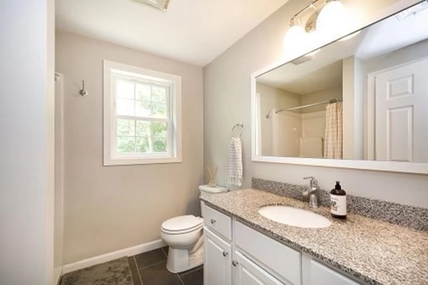 4 John's Lane Bourne, MA 02561 - Photo 8 of 12