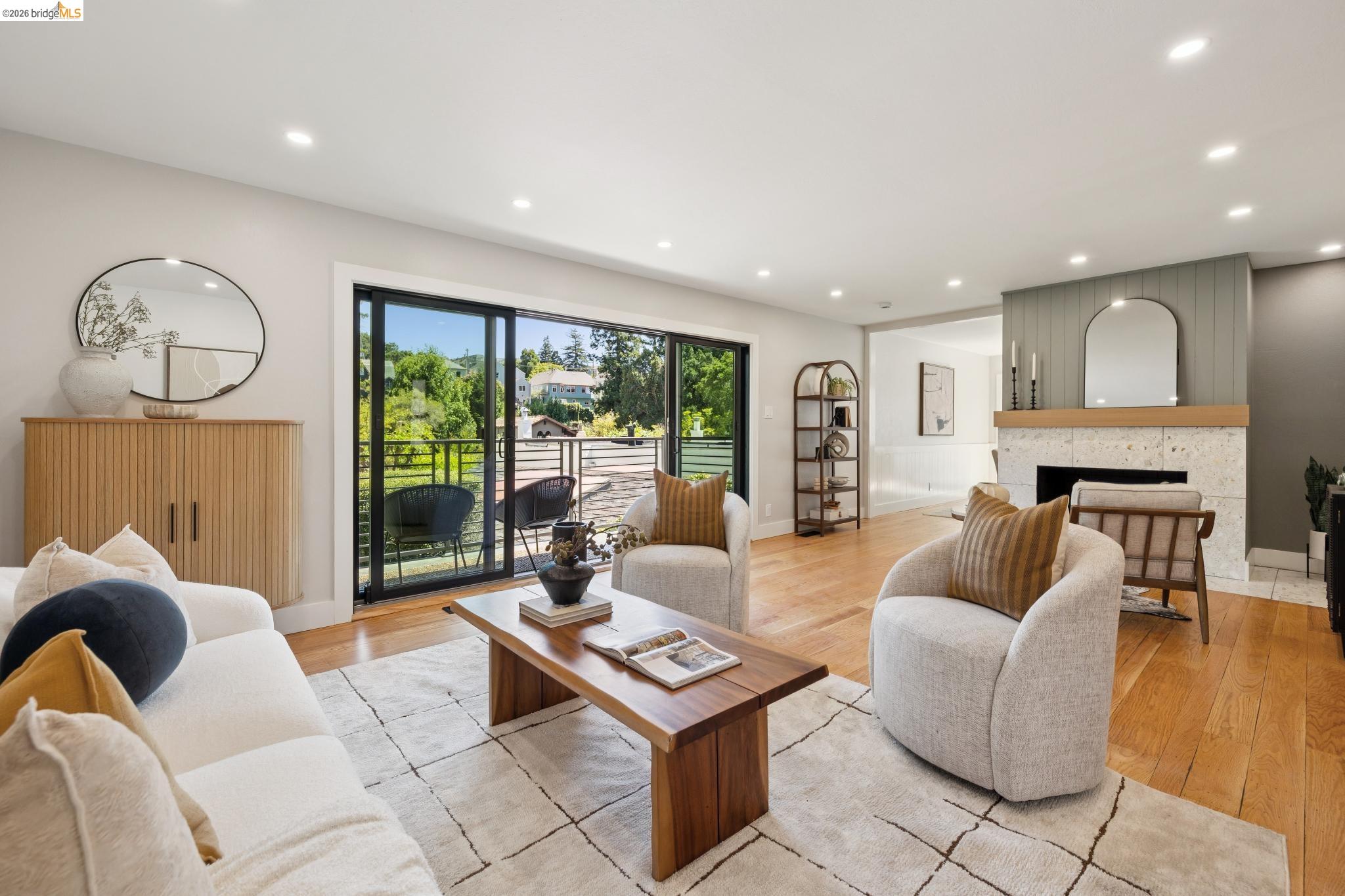 921 Underhills Road Oakland, CA 94610 - Photo 8 of 97