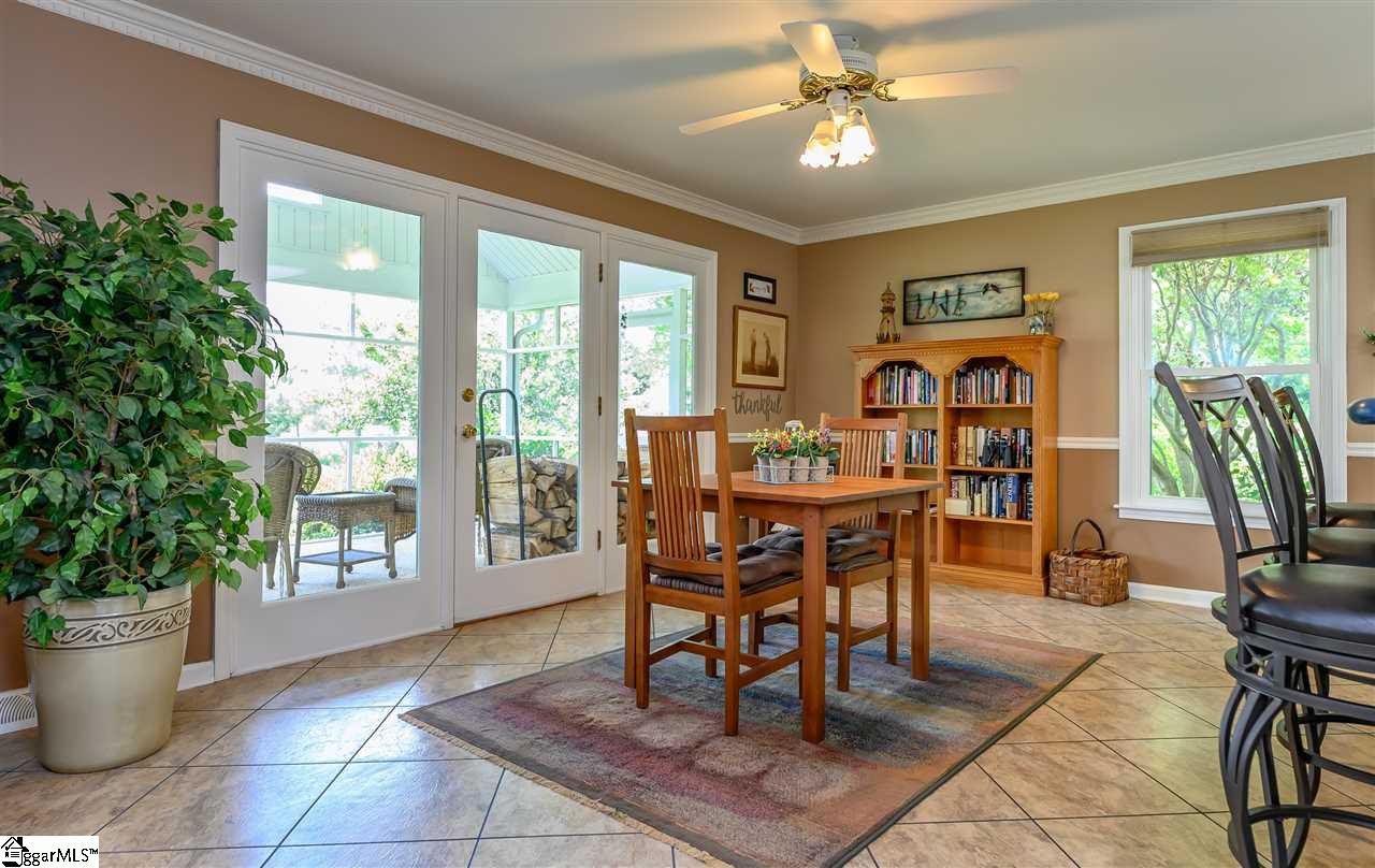 701 Spring Lake Loop Simpsonville, SC 29681 - Photo 14 of 36 Gallery Image 14