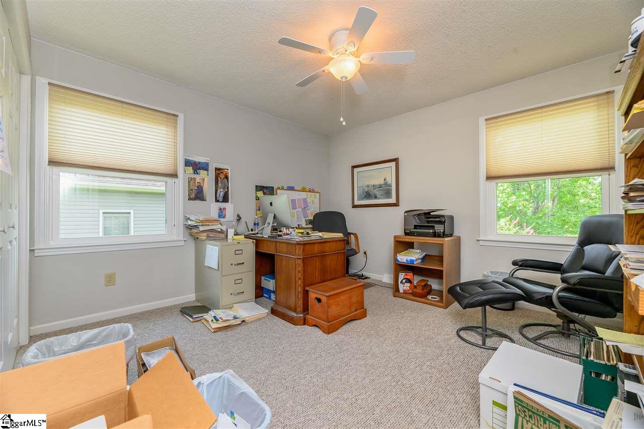 701 Spring Lake Loop Simpsonville, SC 29681 - Photo 26 of 36 Gallery Image 26