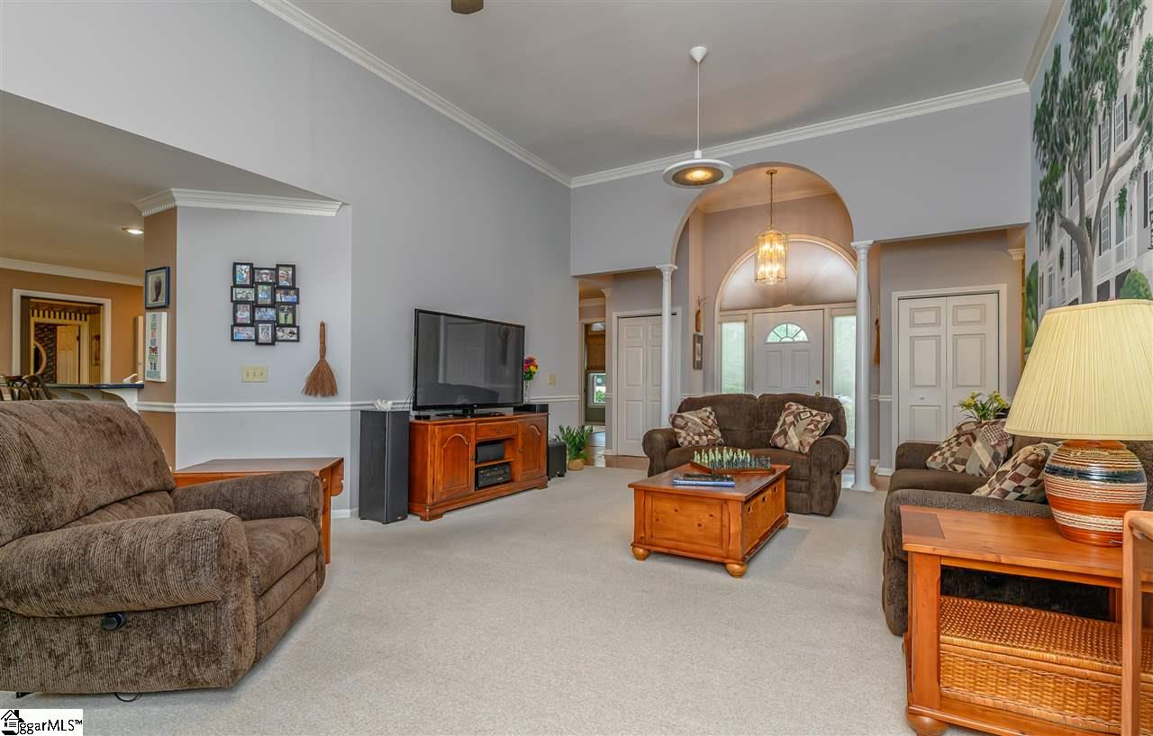 701 Spring Lake Loop Simpsonville, SC 29681 - Photo 9 of 36 Gallery Image 9