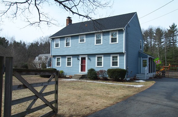 125 River Road Pepperell, MA 01463 - Photo 1 of 20 Gallery Image 1